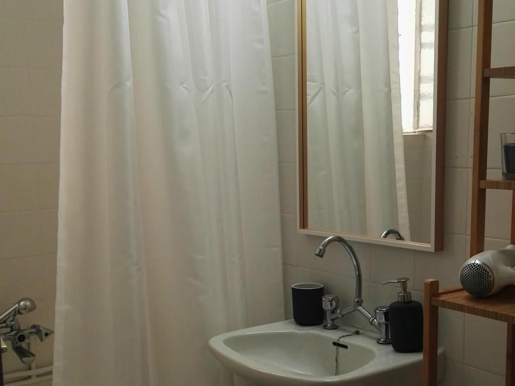 Paris Spacious Beach Apartment Loutráki Exteriér fotografie